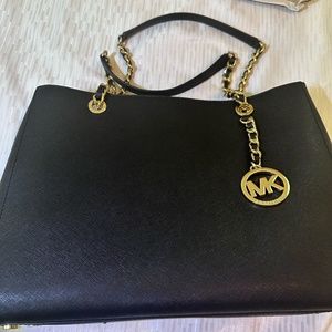 New MK Purse